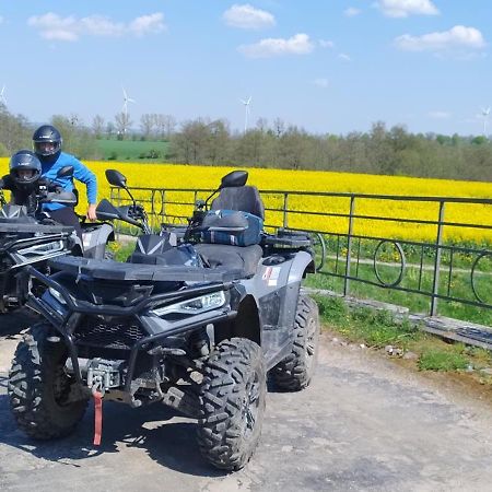 Domek Nad Jeziorem Koszajny Esterno foto